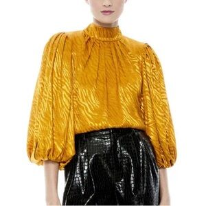 Alice + Olivia Annabelle Puff Sleeve Blouse size XS